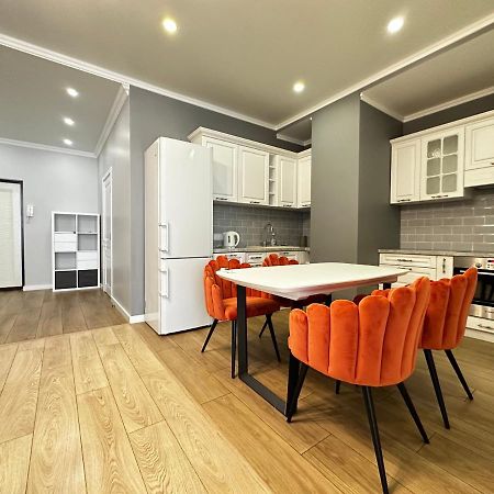 Gagarin Plaza Stylish Apartment Odessa Extérieur photo