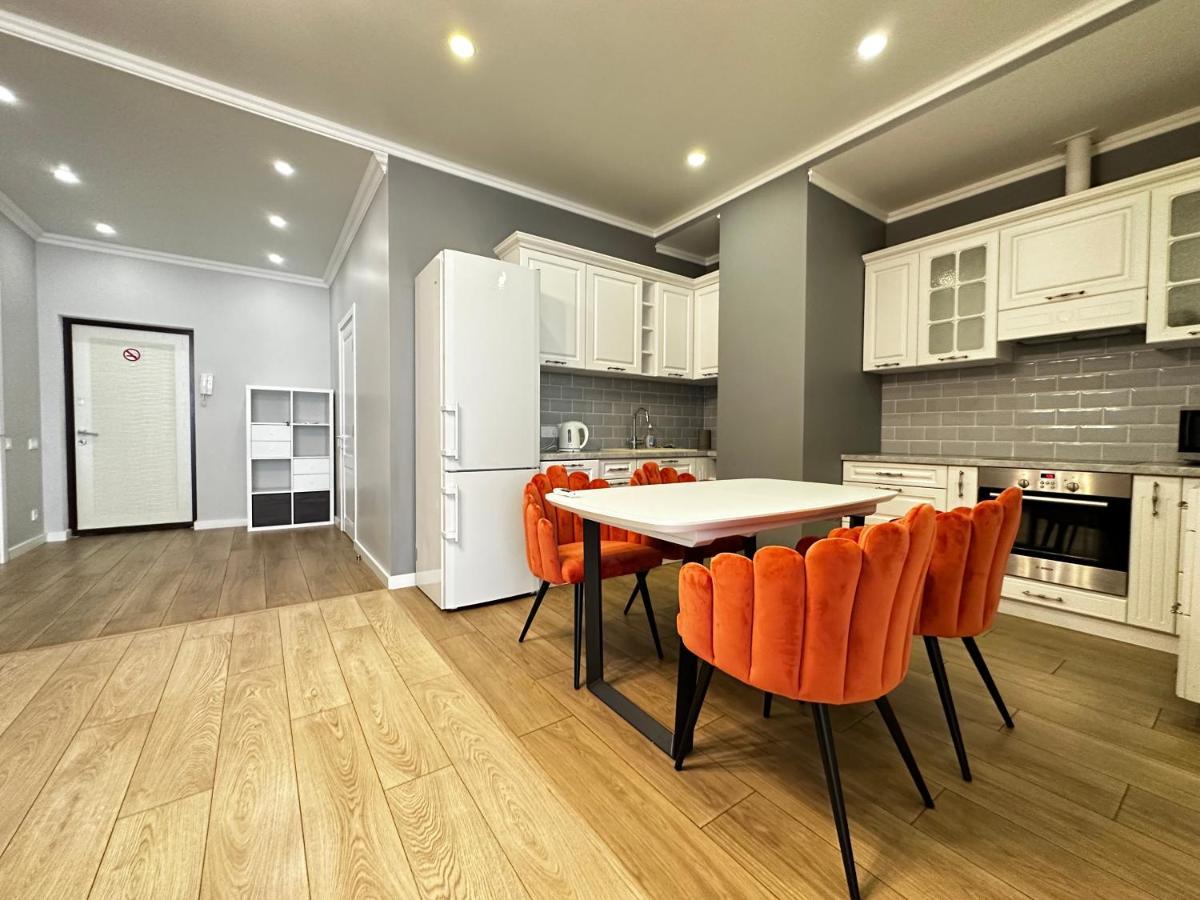 Gagarin Plaza Stylish Apartment Odessa Extérieur photo