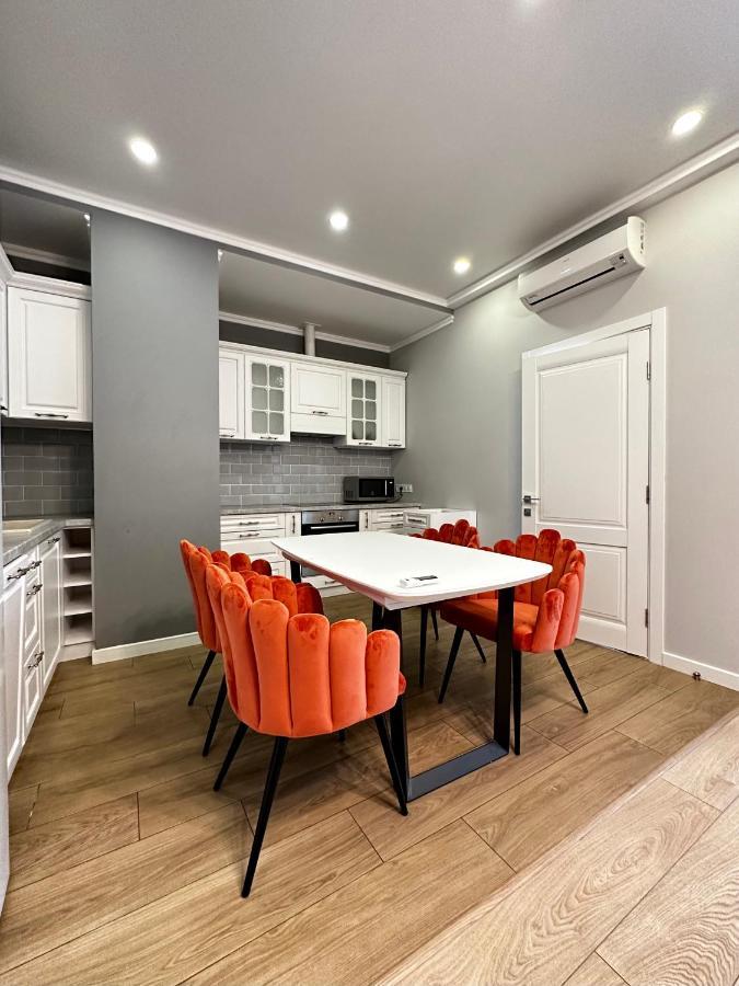 Gagarin Plaza Stylish Apartment Odessa Extérieur photo