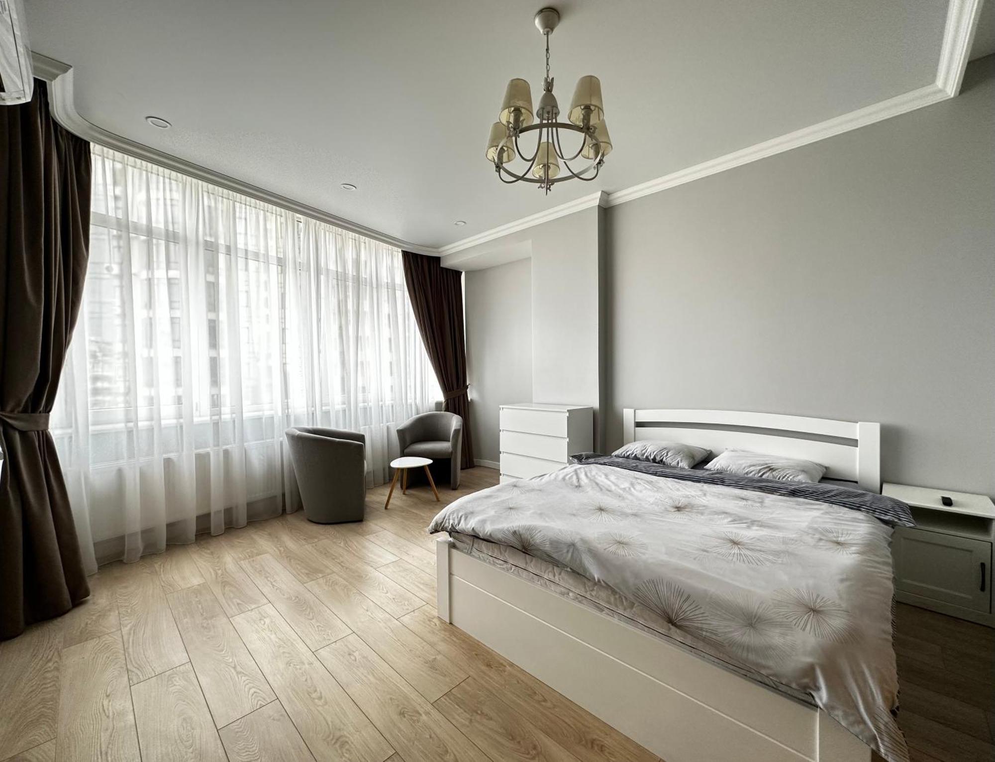 Gagarin Plaza Stylish Apartment Odessa Extérieur photo